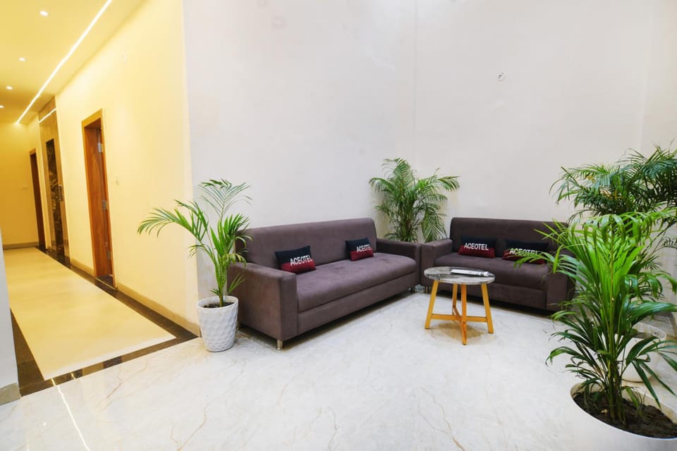 Aceotel Inn, Vijay Nagar Hotel in India