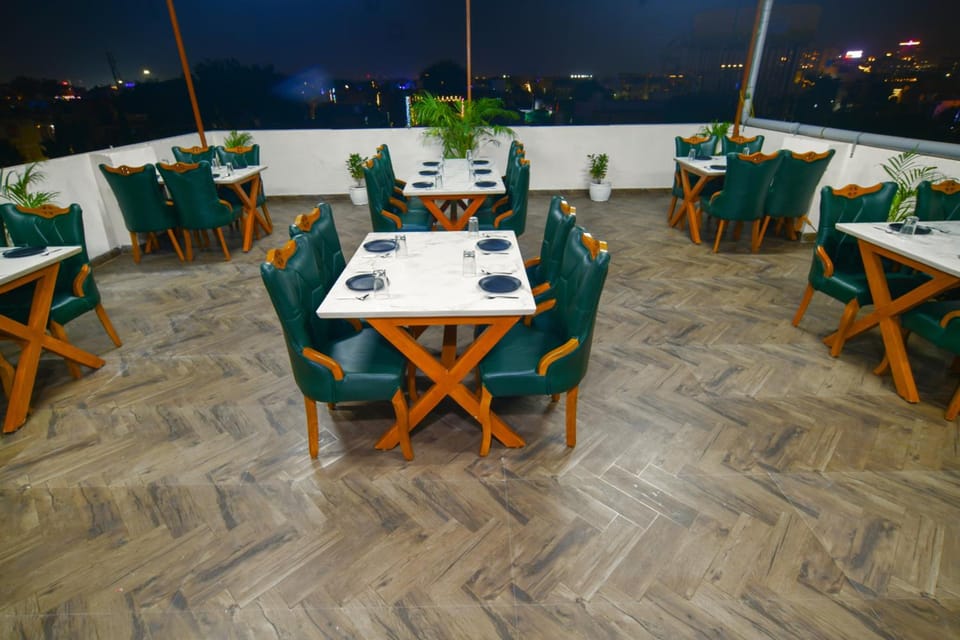 Aceotel Inn, Vijay Nagar Hotel in India