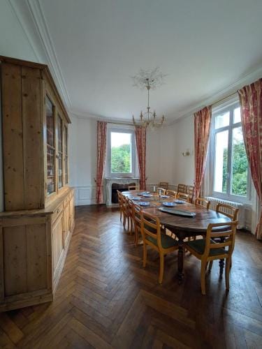 Chambre d'hote - petit chateau a la campagne Hotel in Normandy