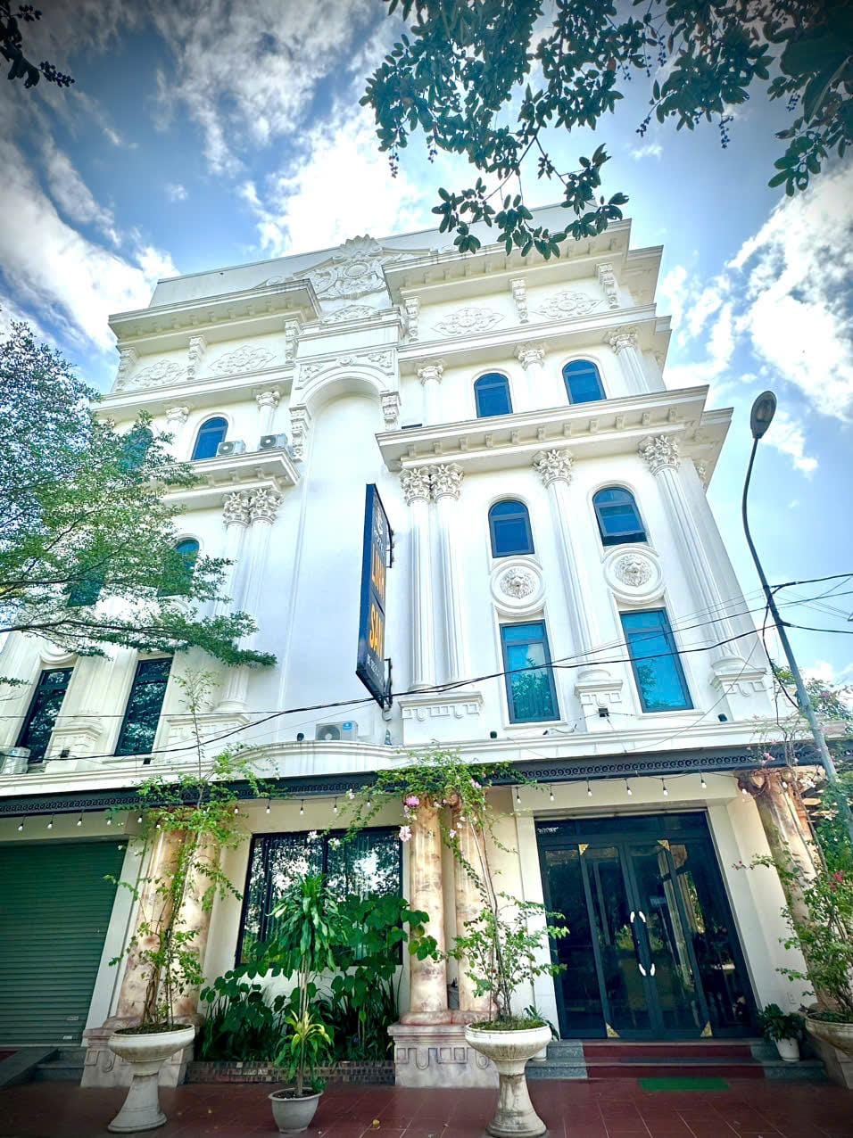 Linh San Hotel Hotel in Laos