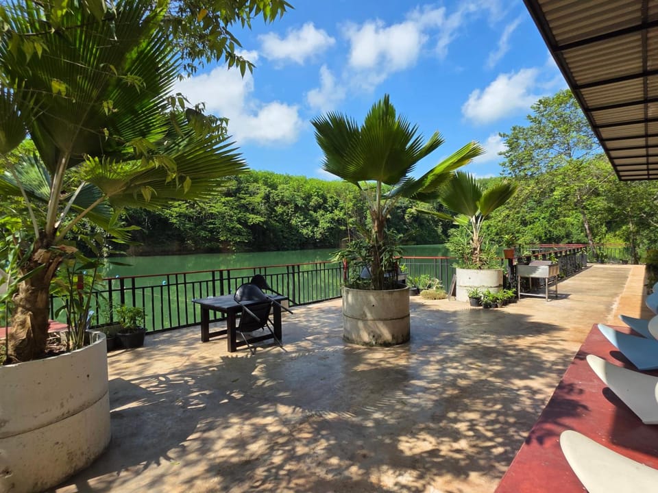 Lake View Resort Resort in Surat Thani Changwat