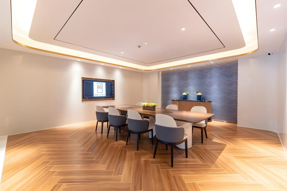 Home Inn Plus Hangzhou West Lake Hubin Ding'an Road Metro Station  Hotel in Hangzhou