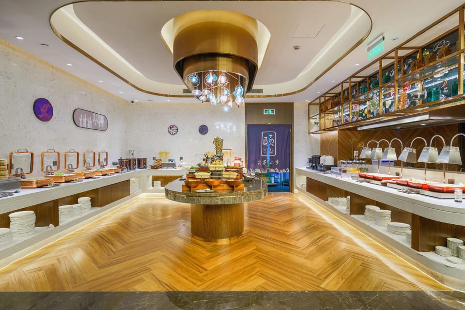 Home Inn Plus Hangzhou West Lake Hubin Ding'an Road Metro Station  Hotel in Hangzhou