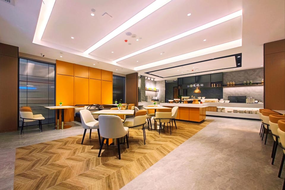 Home Inn Plus Hangzhou Liangzhu Ruins Park Pingyao Old Street Hotel in Hangzhou