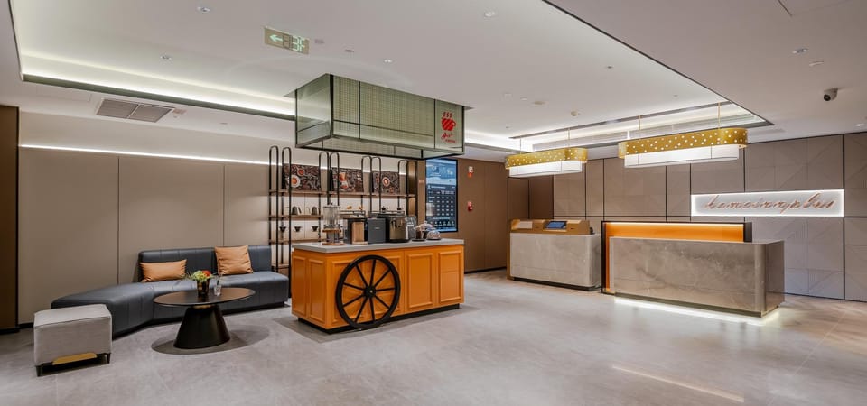 Home Inn Plus Hangzhou West Lake Yan'an Road Hotel in Hangzhou