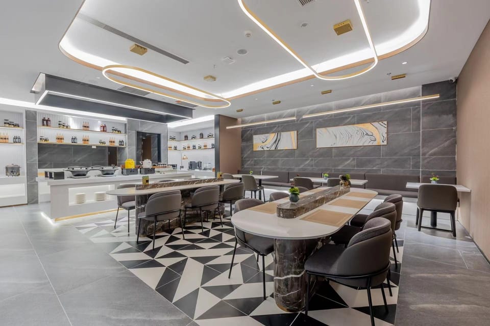 Home Inn Plus Xiasha University Town Gaosha Road Metro Station Hotel in Hangzhou