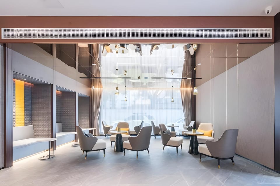 Home Inn Plus Xiamen Jimei University Hotel in Xiamen