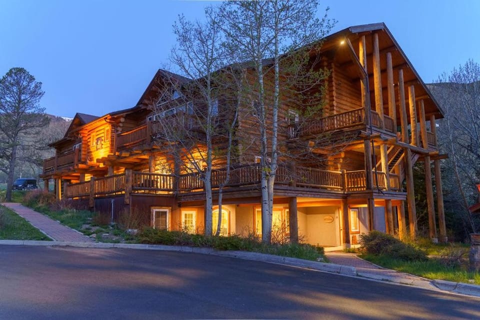 Rock Creek Resort Resort in Montana