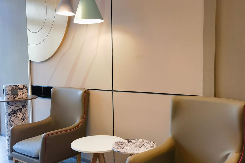 Home Inn Neo Beijing Fengtai Railway Station Niwa Metro Station Hotel in Beijing