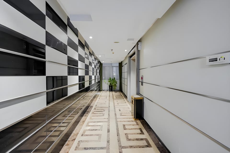 Motel Nanjing Jiangning University Town Longmian Avenue Metro Station Hotel in Nanjing