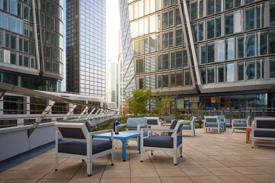 Kimpton Main Frankfurt By IHG Hotel in Frankfurt