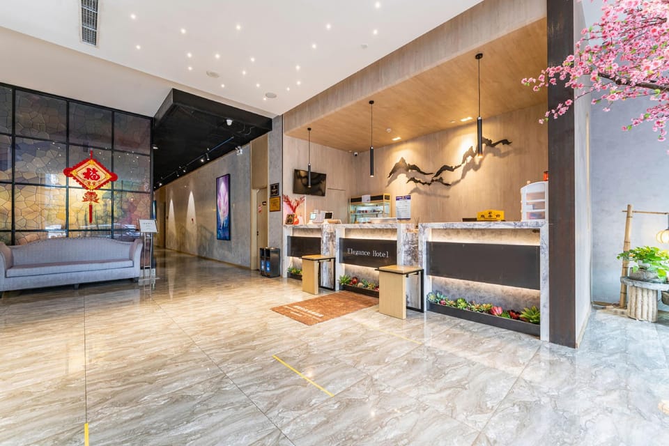 Qingdao Elegance Hotel Hotel in Qingdao