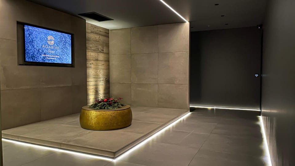 Agarthi Suites - Valtellina Hotel in Province of Brescia