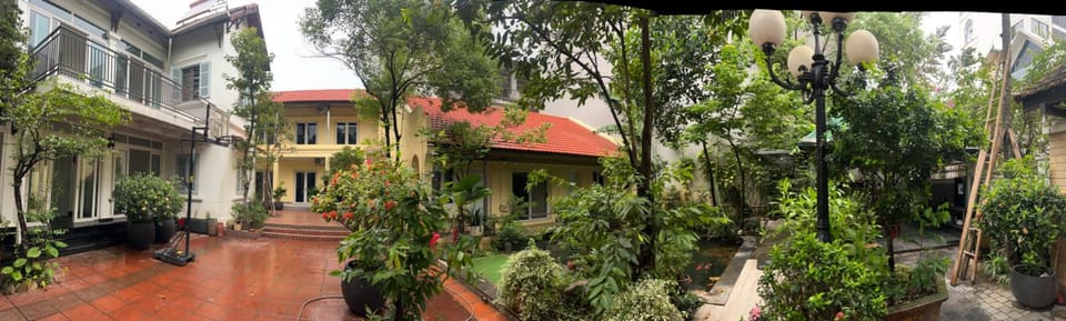 hanoi biker Inn in Laos