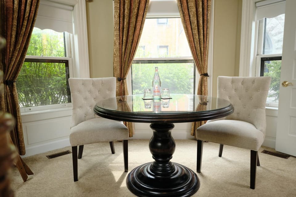 The Inn on Ferry Street Hotel in Detroit