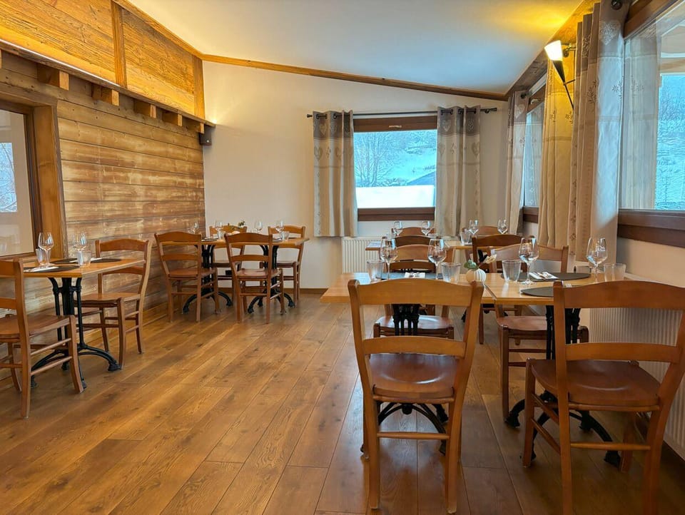 Hotel des Muverans Hotel in Canton of Vaud