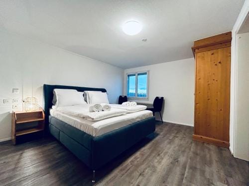 Private room with Bathroom and Lake View in Guest House Hotel in Vorarlberg, Austria