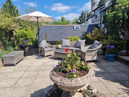 Glyn Isa Country House luxury self catering accommodation Hotel in Wales