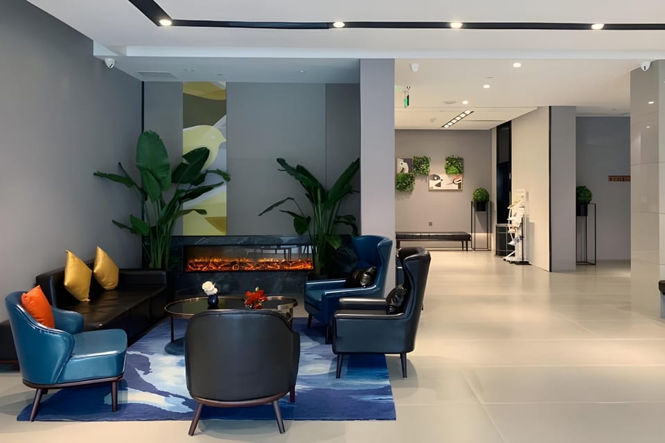 Home Inn Style Golden Chengdu Taikoo Li Chunxi Road Hongxingqiao Metro Station Hotel in Chengdu