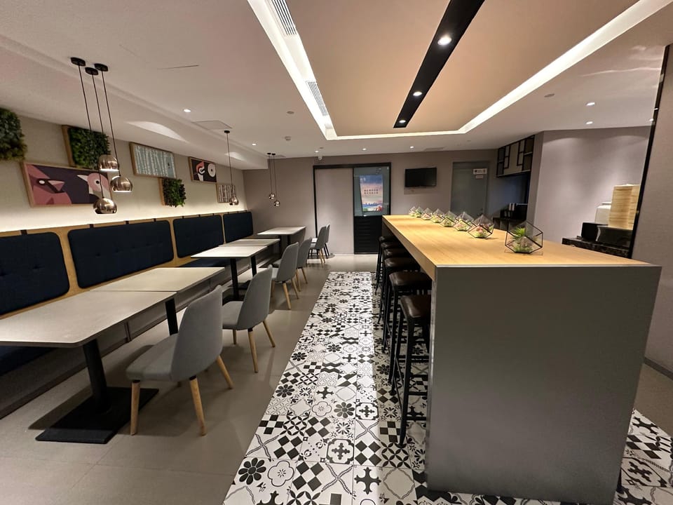 Home Inn Style Golden Beijing West Station Wanfeng Road Hotel in Beijing