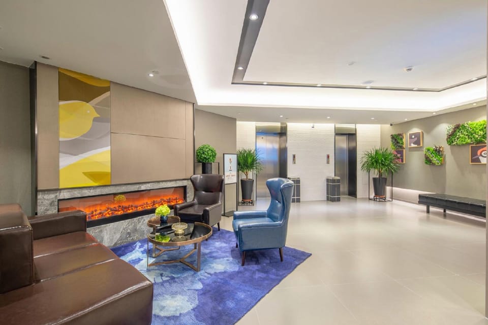 Home Inn Style Golden Nanjing Xinjiekou Metro Station Hongwu Road Pedestrian Street Hotel in Nanjing