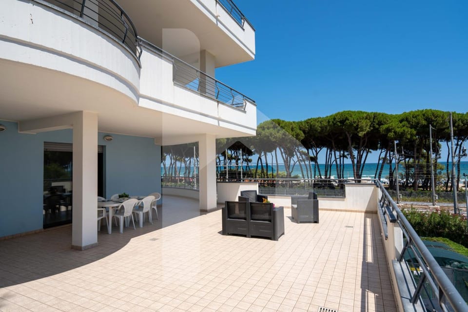 Homiday - Holiday Rendez Vous Apartment hotel in Pineto