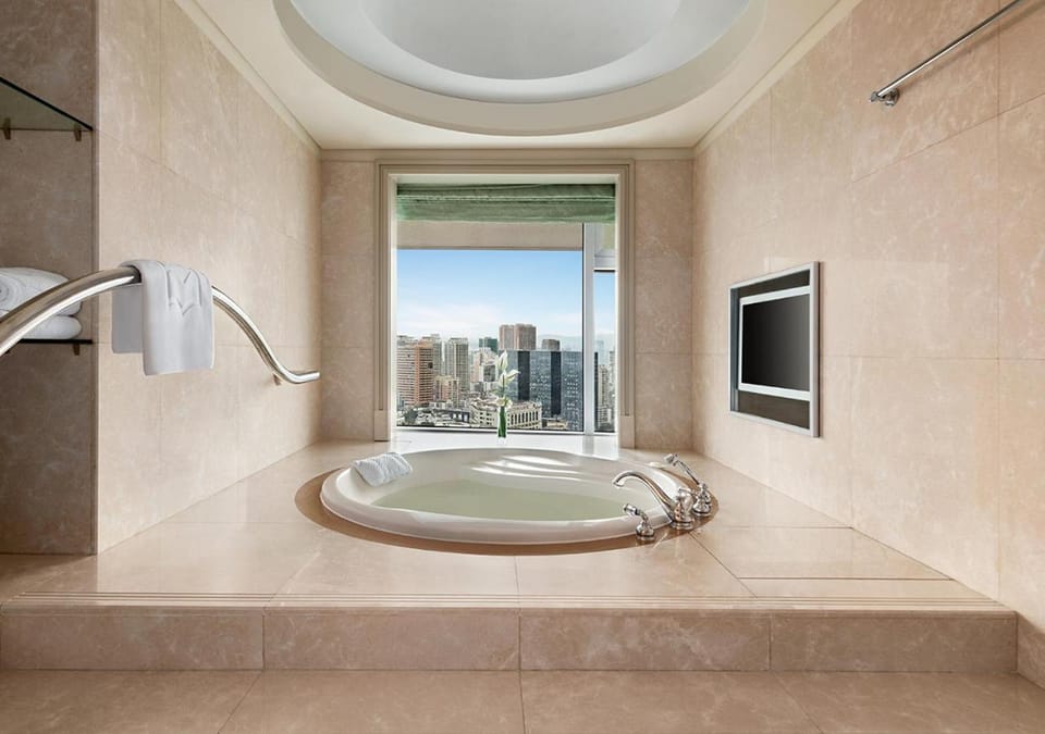Shangri-La Fuzhou Hotel in Fujian