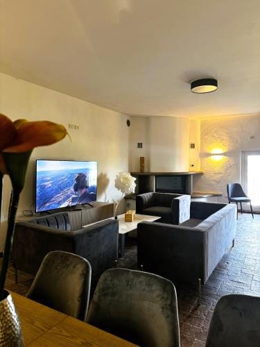 Relais Appartamento Castello Magona - Venturina Terme Hotel in Venturina Terme