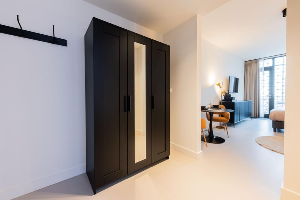 Alphabet Apartments - Brede Hilledijk 95 Hotel in Rotterdam