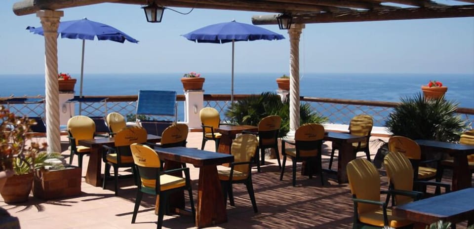 Resort Punto Azzurro Hotel in Forio