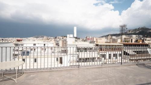 The Solon House-Self check-in Hotel in Athens