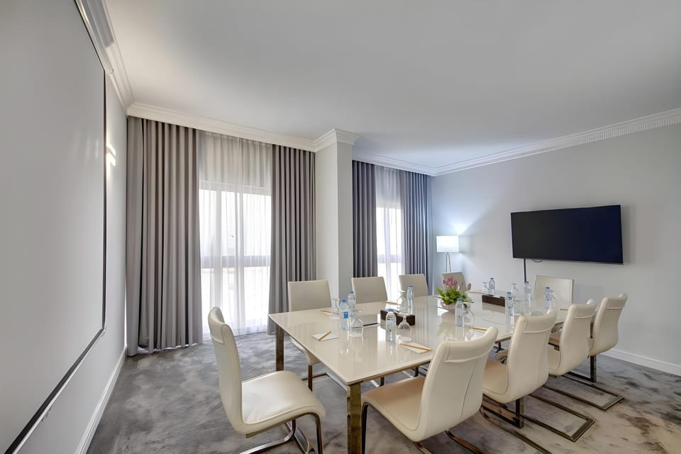 Lotus Grand Hotel Hotel in Dubai