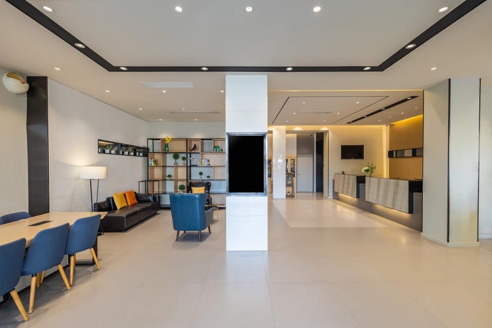Home Inn Style Qingdao Boli Dongjiakou Port Metro Station Hotel in Qingdao