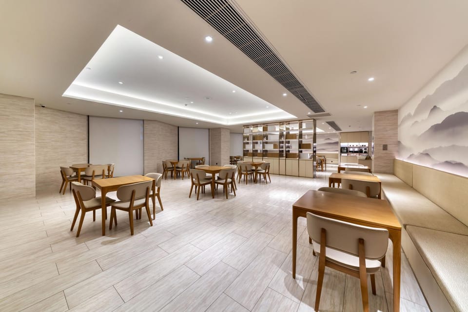 Home Inn Selected Hangzhou South Railway Station Station Front Square Hotel in Hangzhou