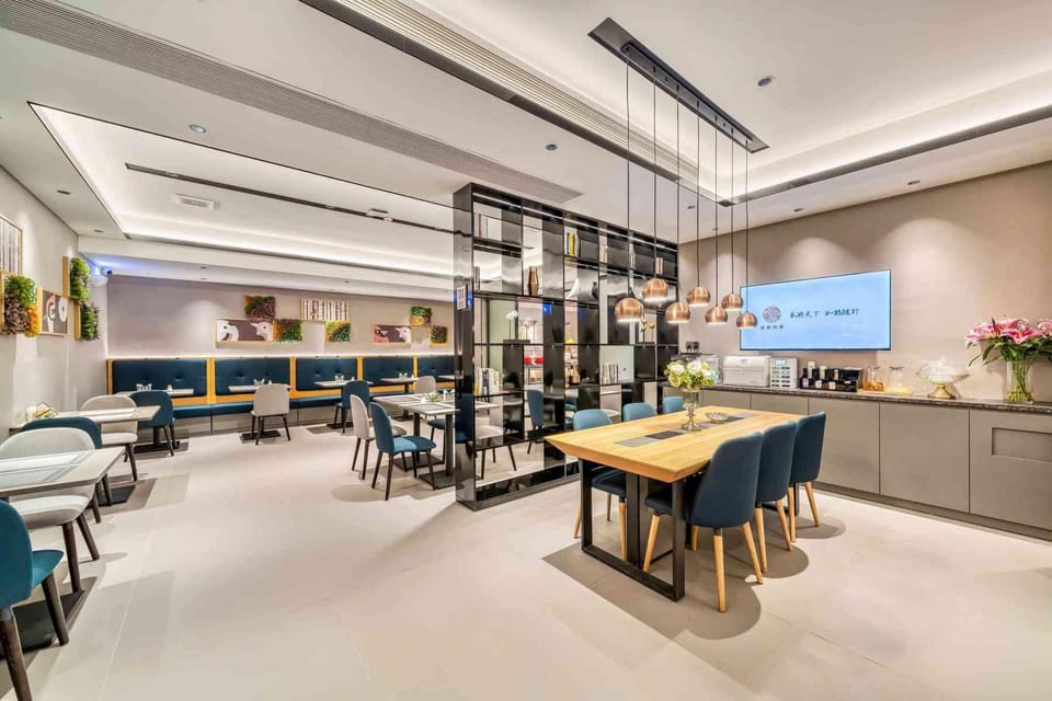 Home Inn Selected Hangzhou Banshan Hotel in Hangzhou