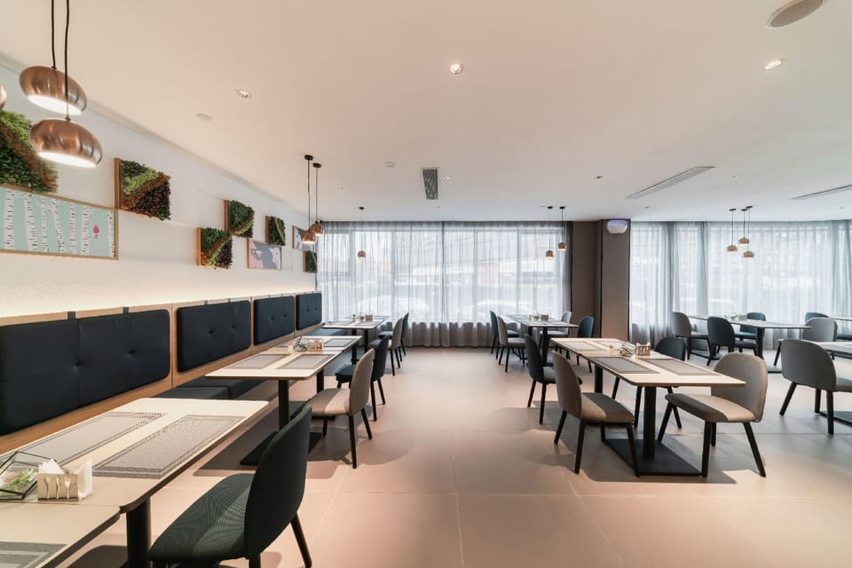 Home Inn Selected Hangzhou East Railway Station Tiancheng Road Hotel in Hangzhou
