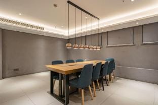Home Inn Selected Hangzhou West Lake Huanglong Zhejiang University Hotel in Hangzhou