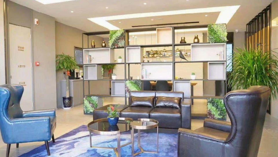 Home Inn Selected Xi'an Zhonggulou Datang Xishi Metro Station Hotel in Xian