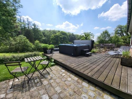 B&B Le Bois de Champia Hotel in Wallonia, Belgium