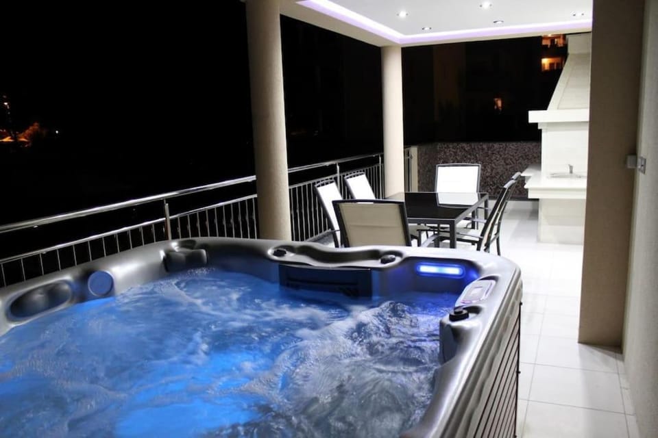 Kristal Paris Resort Apartment hotel in Novalja