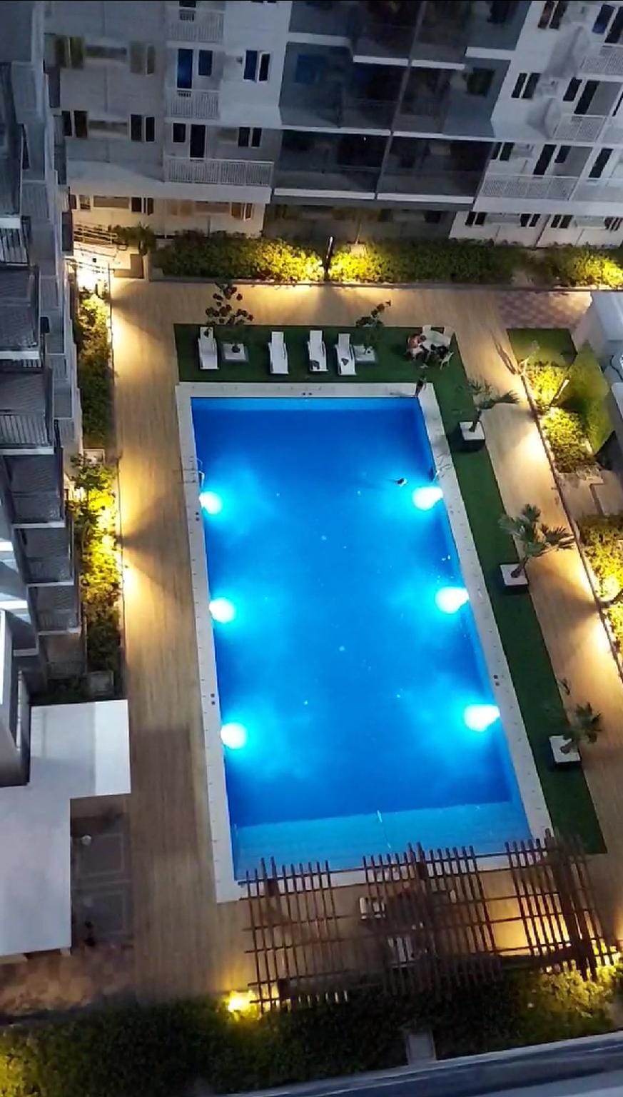 Private pool