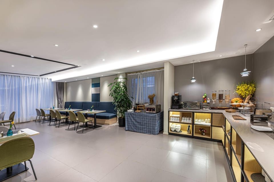 Home Inn Style Suzhou Guanqian Street Hotel in Suzhou