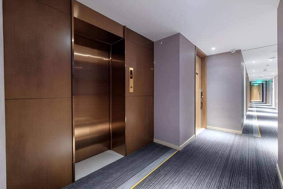 Home Inn Plus Beijing Tiananmen Square Qianmen Dashilan Pedestrian Street Hotel in Beijing