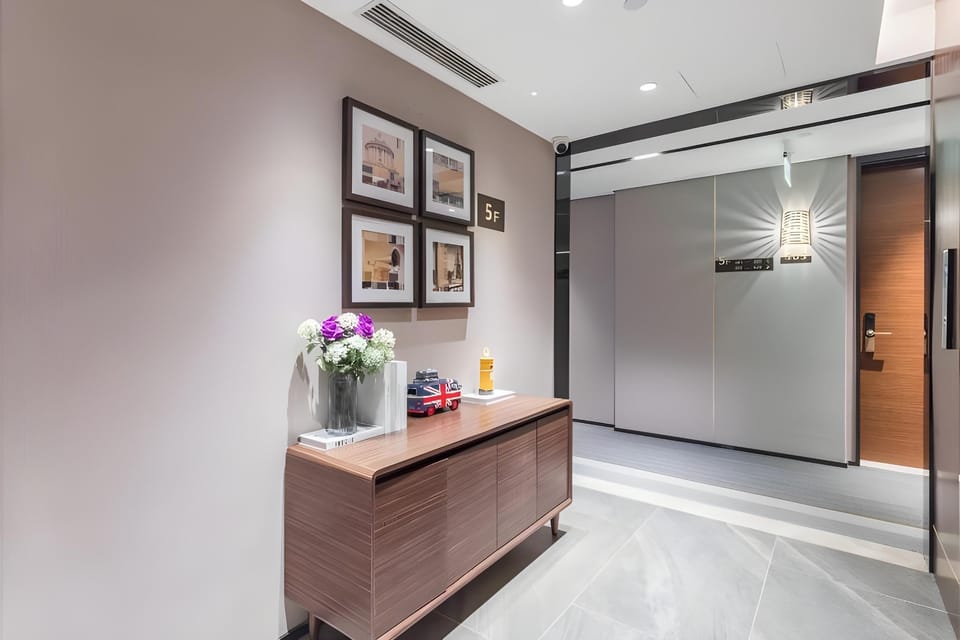 Home Inn Plus Beijing South Station Wanda Plaza Hotel in Beijing