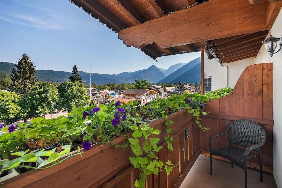 Bavarian Lodge Hotel in Leavenworth