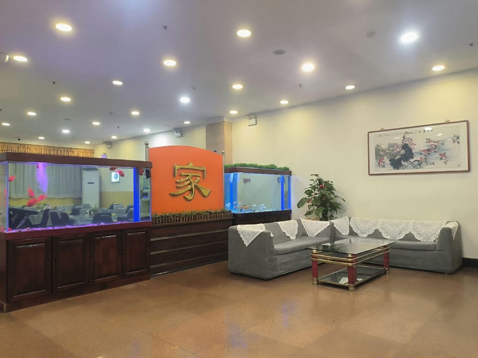 Home Inn Beijing Xiaoxitian Hotel in Beijing