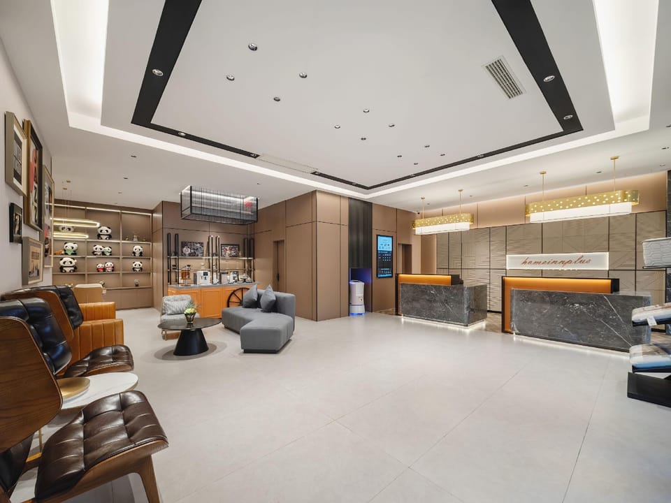 Home Inn Plus Chengdu Chunxi Road Taigu Li Hotel in Chengdu