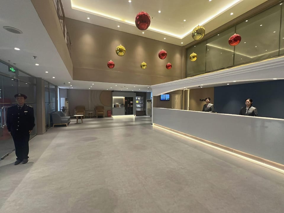 Home Inn Beijing Zizhuyuan Bridge Hotel in Beijing