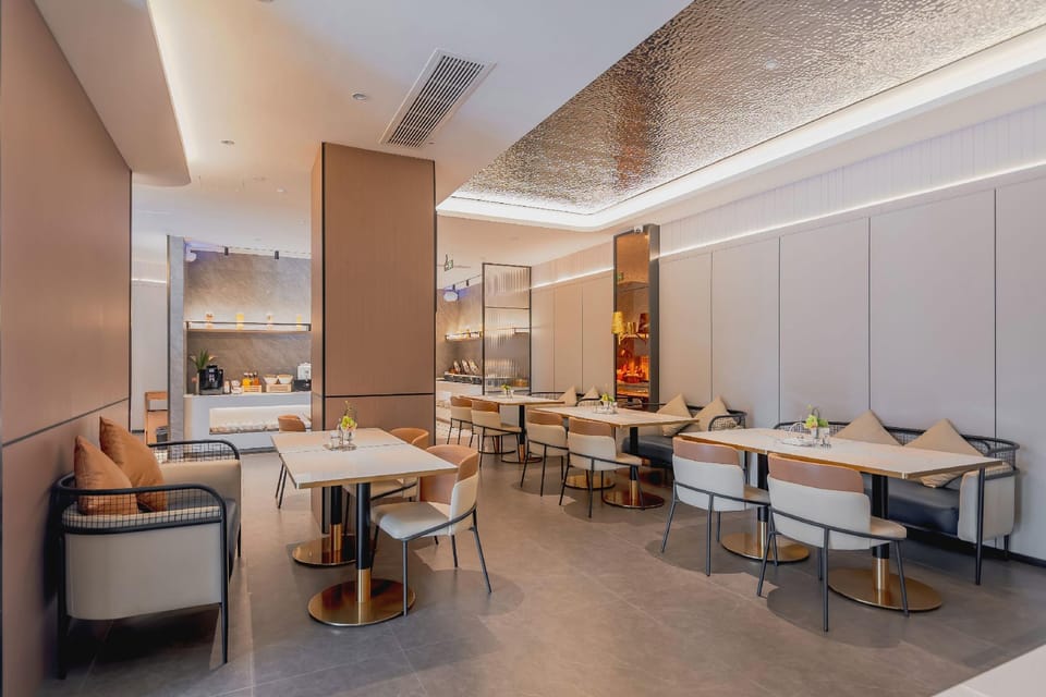 Home Inn Plus Chengdu Xinhong Road 339 TV Tower Hotel in Chengdu