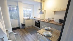 Cosy 2-Bed Townhouse in Stratford upon Avon Hotel in Stratford-upon-Avon